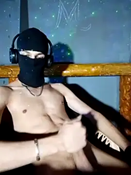 Snapshot of AnthonyDida chatting on December 17, 2025, 1:38 pm AnthonyDida online show from December 17, 2025, 1:38 pm