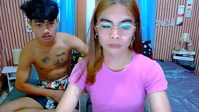 mikhaylahanderson online show from November 3, 2025, 3:23 am