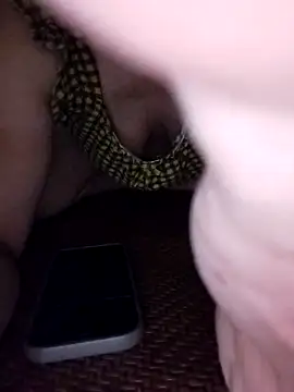     MeiMei     online show from November 1, 2025, 4:12 pm