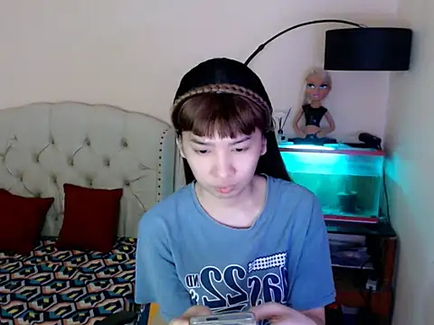 Snapshot of ShantalFoxxy_ chatting on February 4, 2026, 1:00 am ShantalFoxxy online show from February 4, 2026, 1:00 am