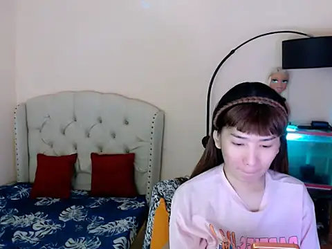 ShantalFoxxy  online show from March 26, 2026, 11:57 pm