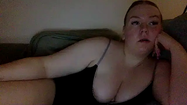 Snapshot of gracelovesxx chatting on February 10, 2026, 7:40 am gracelovesxx online show from February 10, 2026, 7:40 am