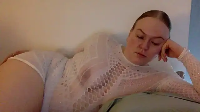 Snapshot of gracelovesxx chatting on November 21, 2025, 1:54 pm gracelovesxx online show from November 21, 2025, 1:54 pm