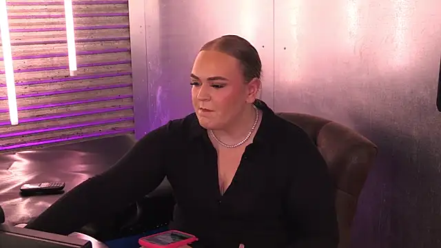 gracelovesxx online show from June 5, 2026, 6:40 am
