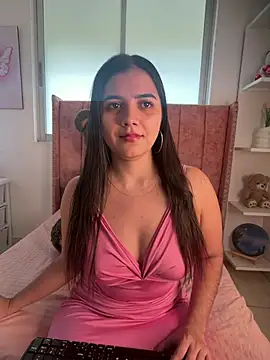 salomecute21 online show from May 28, 2026, 11:49 am