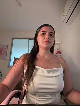 Snapshot of salomecute21 chatting on July 25, 2026, 11:38 am salomecute21 online show from July 25, 2026, 11:38 am