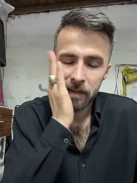 Snapshot of S-kt-et chatting on October 27, 2025, 12:39 pm S-kt-et online show from October 27, 2025, 12:39 pm