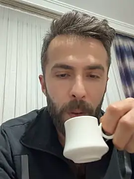 Snapshot of S-kt-et chatting on November 13, 2025, 7:51 pm S-kt-et online show from November 13, 2025, 7:51 pm