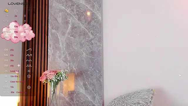 Emma hunter  online show from January 10, 2026, 3:46 am