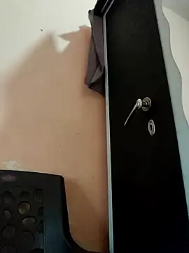 Snapshot of Maahhii_2 chatting on March 28, 2026, 10:27 am Maahhii 2 online show from March 28, 2026, 10:27 am