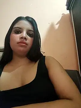 Snapshot of Maahhii_2 chatting on April 10, 2026, 7:54 pm Maahhii 2 online show from April 10, 2026, 7:54 pm