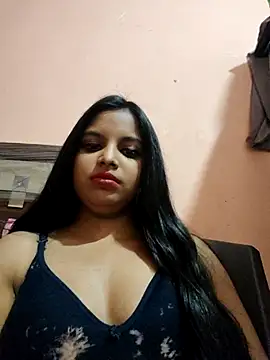 Snapshot of Maahhii_2 chatting on March 8, 2026, 8:01 pm Maahhii 2 online show from March 8, 2026, 8:01 pm