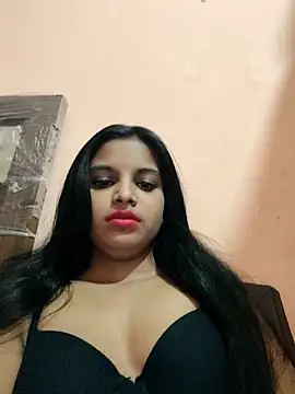 Snapshot of Maahhii_2 chatting on March 5, 2026, 6:59 pm Maahhii 2 online show from March 5, 2026, 6:59 pm