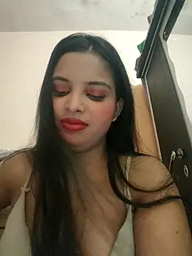 Snapshot of Maahhii_2 chatting on April 11, 2026, 8:45 pm Maahhii 2 online show from April 11, 2026, 8:45 pm