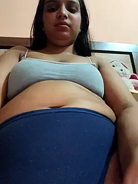 Snapshot of Maahhii_2 chatting on April 15, 2026, 8:42 pm Maahhii 2 online show from April 15, 2026, 8:42 pm