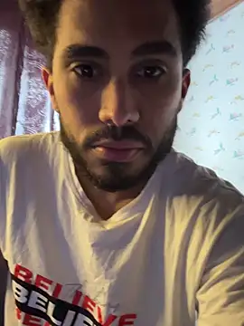 Snapshot of TU-MORENOO chatting on September 15, 2025, 5:13 pm TU-MORENOO online show from September 15, 2025, 5:13 pm