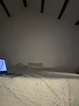 TU-MORENOO online show from November 29, 2025, 6:02 am