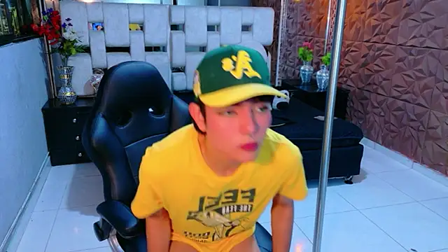 alandelrey57 online show from January 15, 2026, 5:44 am