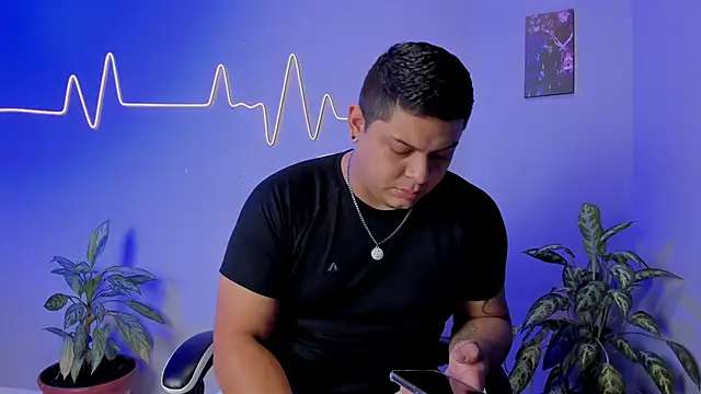 Maximus Steel online show from November 13, 2025, 11:47 am