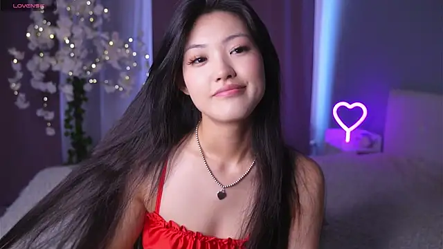 FancyEsten online show from June 6, 2026, 8:30 am