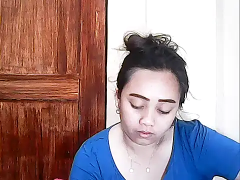 Snapshot of Pinay_Chubby20 chatting on April 13, 2026, 9:41 pm Pinay Chubby20 online show from April 13, 2026, 9:41 pm