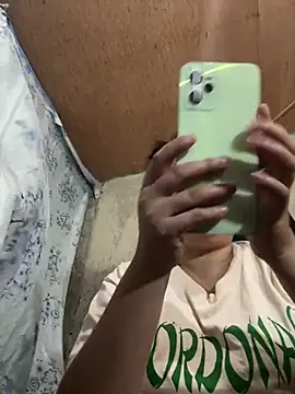 Snapshot of Pinay_Chubby20 chatting on April 3, 2026, 9:27 am Pinay Chubby20 online show from April 3, 2026, 9:27 am