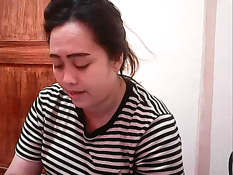 Snapshot of Pinay_Chubby20 chatting on March 9, 2026, 11:41 pm Pinay Chubby20 online show from March 9, 2026, 11:41 pm