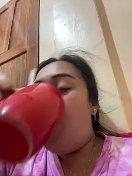 Snapshot of Pinay_Chubby20 chatting on April 5, 2026, 8:59 pm Pinay Chubby20 online show from April 5, 2026, 8:59 pm