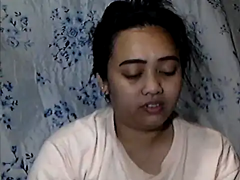 Snapshot of Pinay_Chubby20 chatting on April 3, 2026, 9:32 pm Pinay Chubby20 online show from April 3, 2026, 9:32 pm