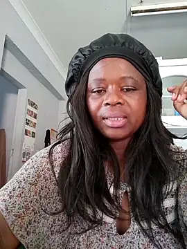 cairococo online show from September 21, 2025, 11:59 am