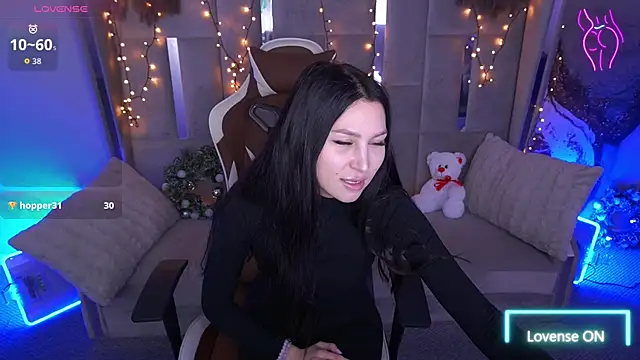 Snapshot of EliseVelour chatting on February 8, 2026, 2:15 pm EliseVelour online show from February 8, 2026, 2:15 pm