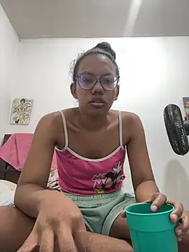 Valen1800 online show from July 22, 2026, 2:13 am