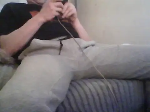 Thoma9034 online show from April 4, 2026, 12:28 am