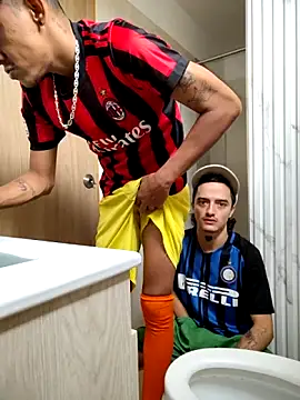 Snapshot of skinny23cm chatting on October 16, 2025, 2:47 pm skinny23cm online show from October 16, 2025, 2:47 pm