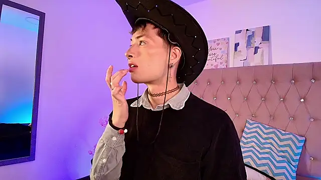 OzorioDany online show from December 19, 2025, 7:00 am