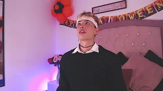 OzorioDany online show from October 12, 2025, 4:03 am