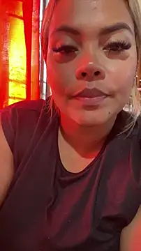 EmilyDuran  online show from May 22, 2026, 12:14 pm