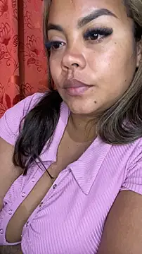 EmilyDuran  online show from May 21, 2026, 9:28 am