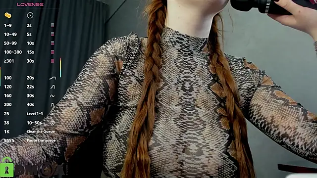 Roxy Sunnny online show from October 14, 2025, 9:21 am