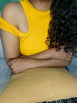 Tamilpallavi online show from October 14, 2025, 4:18 pm