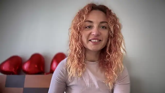 Snapshot of Reddgiirl chatting on March 17, 2026, 10:40 am Reddgiirl online show from March 17, 2026, 10:40 am