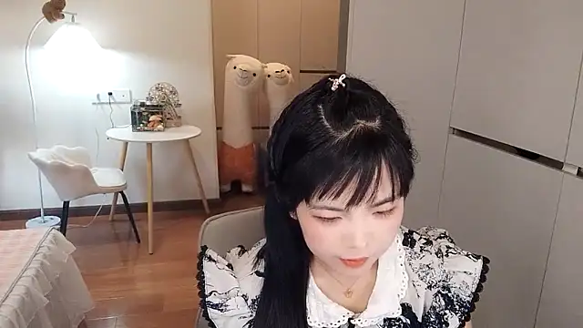 XiaoAnQi online show from October 15, 2025, 9:28 am