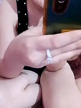 Snapshot of linhbe96xxx chatting on October 13, 2025, 1:02 pm linhbe96xxx online show from October 13, 2025, 1:02 pm
