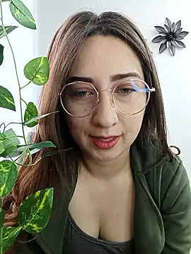 Snapshot of SUSY__06 chatting on November 15, 2025, 12:09 pm SUSY 06 online show from November 15, 2025, 12:09 pm