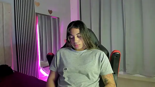 rachell owen online show from December 3, 2025, 4:35 am