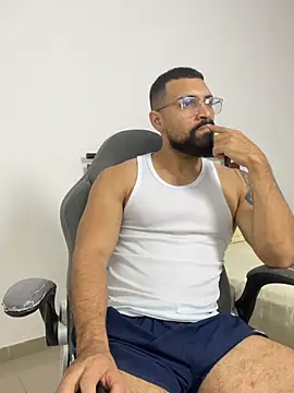 Snapshot of vincentjaxon chatting on March 7, 2026, 7:08 pm vincentjaxon online show from March 7, 2026, 7:08 pm