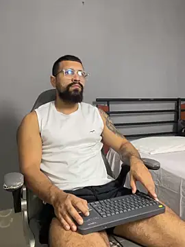 Snapshot of vincentjaxon chatting on March 17, 2026, 12:19 pm vincentjaxon online show from March 17, 2026, 12:19 pm