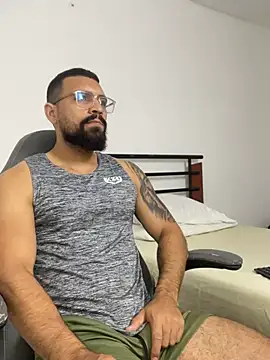 Snapshot of vincentjaxon chatting on March 10, 2026, 11:14 am vincentjaxon online show from March 10, 2026, 11:14 am