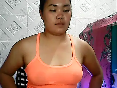 Snapshot of CreamyPussy4uxx chatting on March 31, 2026, 11:45 am CreamyPussy4uxx online show from March 31, 2026, 11:45 am