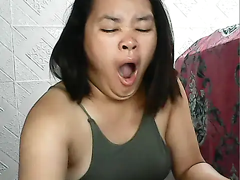 Snapshot of CreamyPussy4uxx chatting on April 3, 2026, 8:48 pm CreamyPussy4uxx online show from April 3, 2026, 8:48 pm